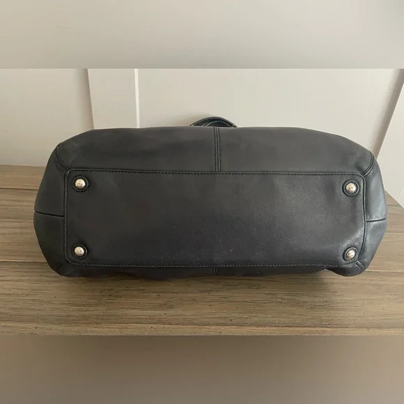 EUC, Coach Hampton, Black Leather, SoHo Shoulder Bag - Picture 10 of 10